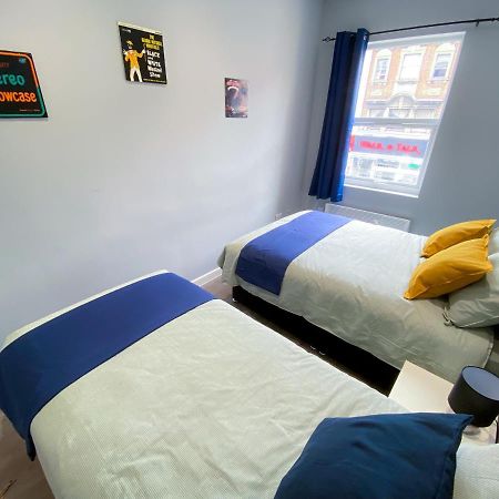 Stylish 1 Bedroom Flat In Wood Green Londres Exterior foto